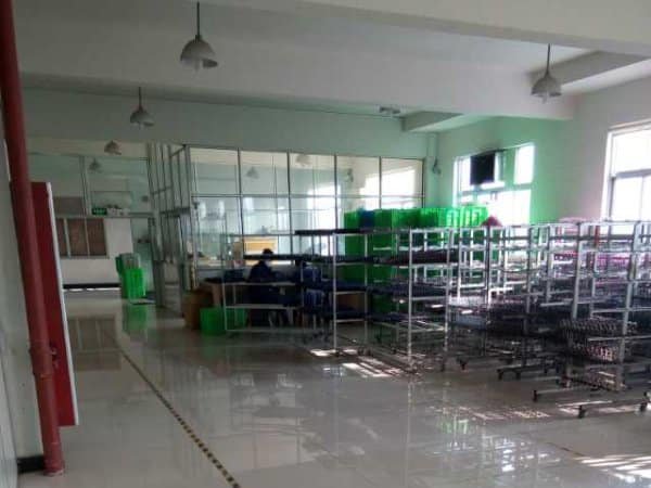 reading glasses factory.jpeg